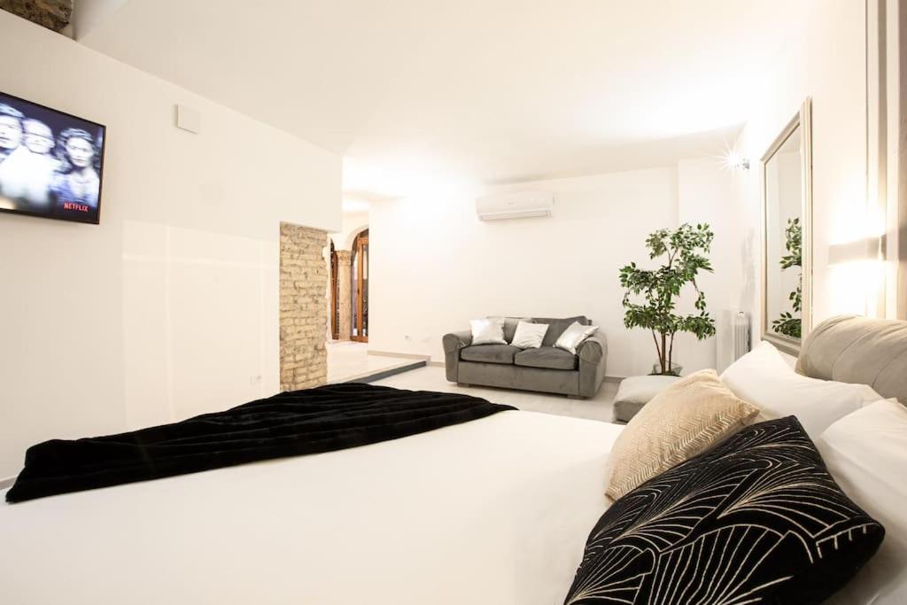 Memorable Jacuzzi Suite Navona - Top Collection Рим Екстер'єр фото